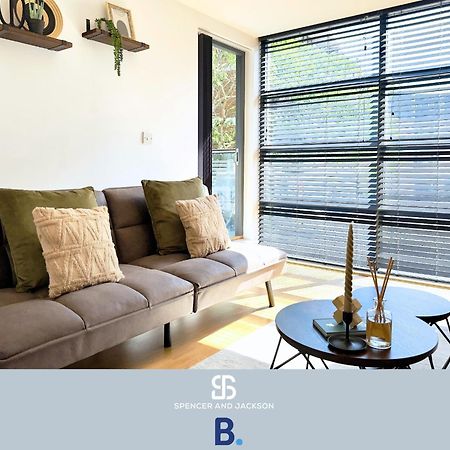 1 Bedroom City Centre Apartment Near The University And Bodleian Library By Spencer And Jackson Short Lets & Serviced Accommodation Oxford Dış mekan fotoğraf