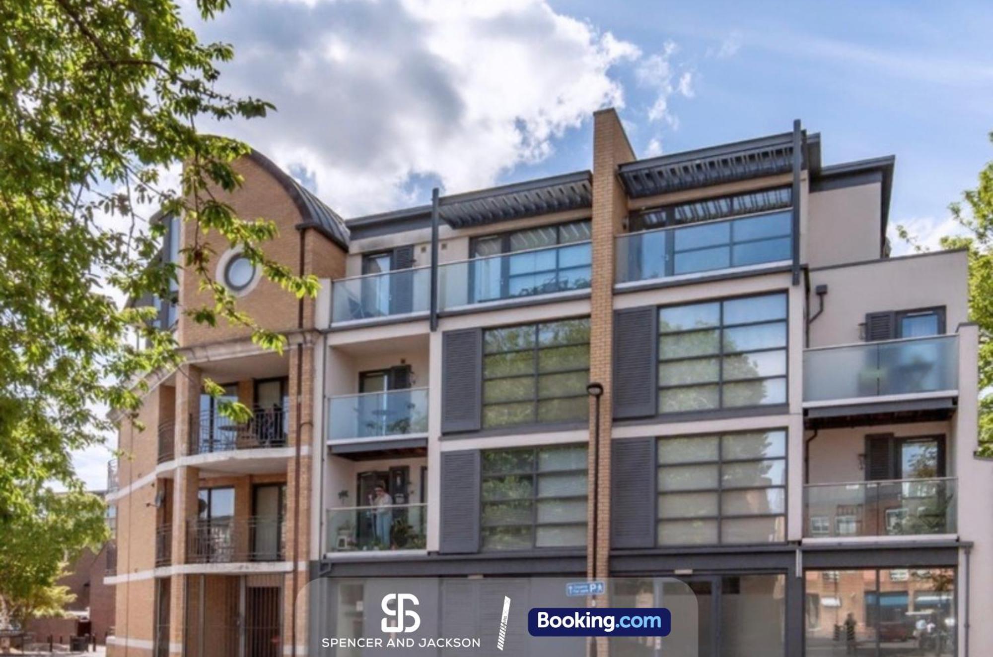 1 Bedroom City Centre Apartment Near The University And Bodleian Library By Spencer And Jackson Short Lets & Serviced Accommodation Oxford Dış mekan fotoğraf
